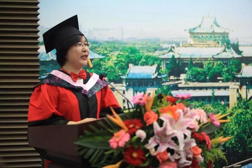 武汉大学经管学院隆重举行2019年专硕毕业典礼暨学位授予仪