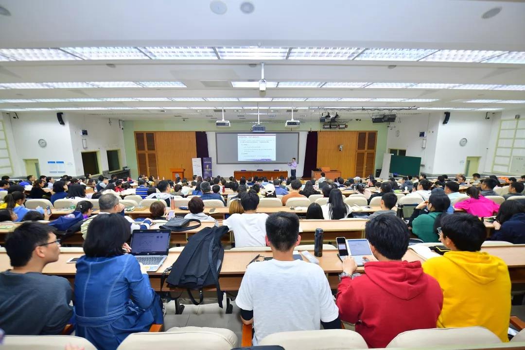 管涛：人民币汇率 如期而至的调整 ——北师大MBA京师人文论坛之“明师”系列第二讲举行